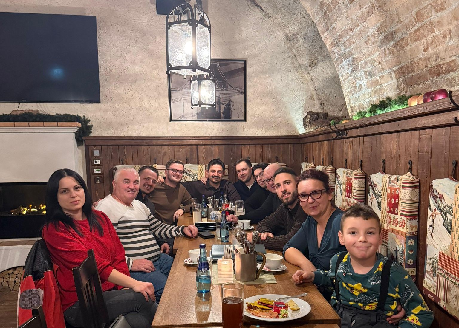 СПОЈИ после дужег времена одржао "Месечно дружење" у Инзбруку и изабрао нови Управни одбор